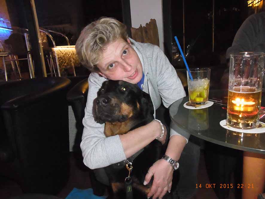 Kaminbar - Azat mit Kerstin.jpg (886 x 665)